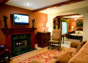 Regency-Cottage-with-fireplace-and-nook